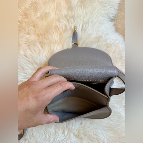 Chloe SMALL MARCIE SADDLE BAG IN GRAINED LEATHER - Picture 7 of 16